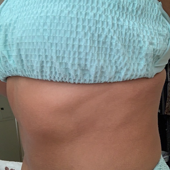 Tiffany Blue Swimsuit Top - Picture 3 of 5